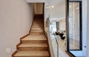 4-bedroom villa 181 m² in Pattaya for $164,000