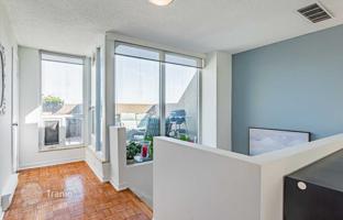 2-bedroom apartment in Old Toronto for C$1,183,000
