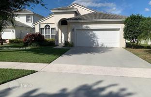 3-bedroom house 167 m² in Palm Beach County for $489,000
