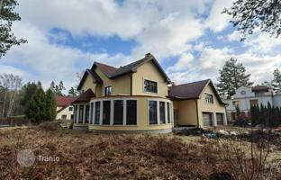 4-bedroom townhouse 750 m² in Jurmala for 265,000 €