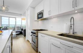 Apartment – East York, Toronto, Ontario,  Canada for C$818,000