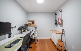 5-bedroom apartment in Merton Street for C$888,000