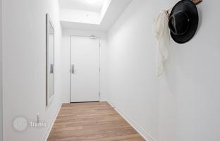 2-bedroom apartment in Etobicoke for C$1,108,000
