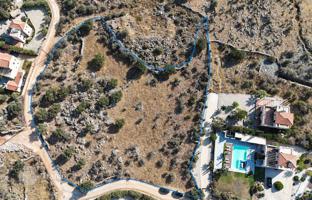 Land plot 4,301 m² in Kokkino Chorio for 250,000 €