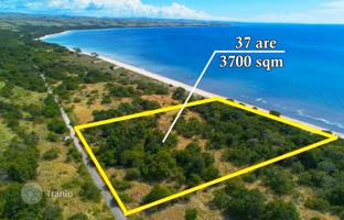 Land plot 3,700 m² in East Nusa Tenggara for 165,000 €