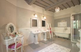 34-bedrooms country seat 890 m² in Foiano della Chiana, Italy for 1,770,000 €