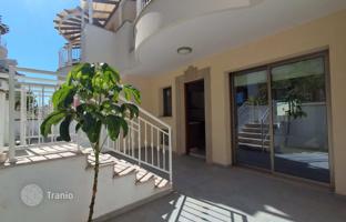 3-bedroom cottage 123 m² in Universal for 480,000 €