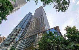 Apartment – Charles Street East, Old Toronto, Toronto,  Ontario,   Canada for C$808,000