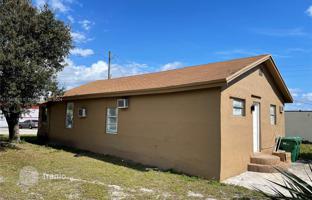 3-bedroom house 101 m² in Riviera Beach for $309,000