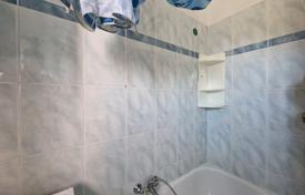 House Detached house with two apartments, 181 m², Banjole for sale for 485,000 €