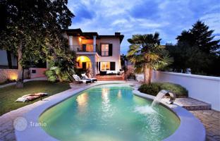 8-bedroom house 480 m² in Umag for 2,100,000 €
