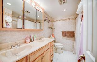 4-bedroom house 204 m² in Fort Lauderdale for $699,000