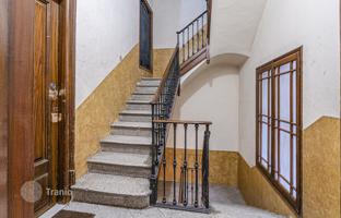 5-bedroom apartment 301 m² in Barcelona for 1,490,000 €