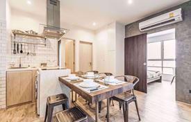 2 bed Condo in Pathumwan Resort Ratchathewi District for $302,000