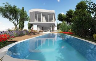 4-bedroom villa in Chloraka for 1,462,000 €