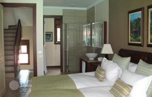 3-bedroom villa 300 m² in Mahé for $900,000