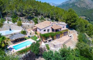 3-bedroom villa 370 m² in Altea for 900,000 €