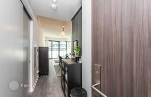 2-bedroom apartment in Roehampton Avenue for C$935,000