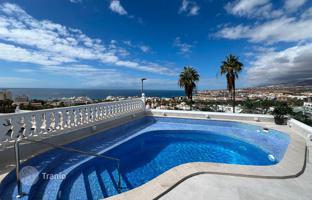4-bedroom villa 435 m² in Costa Adeje for 2,490,000 €