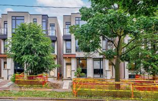 8-bedroom townhouse in York for C$1,885,000