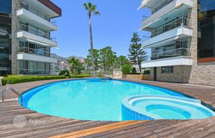 3-bedroom apartment 170 m² in Alanya for 14,190,000 TRY