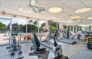 2-bedroom apartments in condo 122 m² in Miami for $370,000