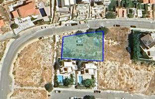 Land plot 757 m² in Mouttagiaka for 450,000 €