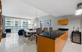 2-bedroom apartments in condo 108 m² in Miami for $969,000
