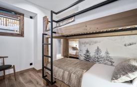 CHARMING NEW SKI IN/SKI OUT THREE-BEDROOM APARTMENT for 1,230,000 €