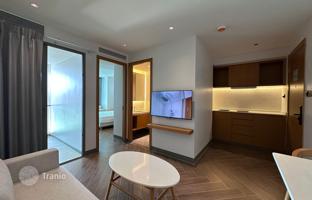 1-bedroom apartments in condo 39 m² in Kamala for $200,000