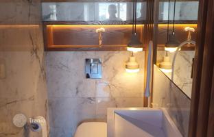 3-bedroom apartment 200 m² in Neapolis for 1,300,000 €
