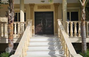 6-bedroom cottage in Limassol for 2,500,000 €