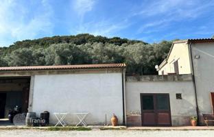 Land plot 980 m² in Campiglia Marittima for 1,600,000 €
