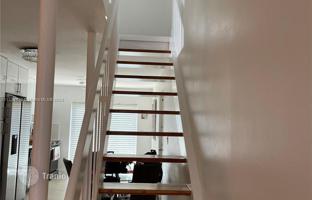 2-bedroom apartments in condo 89 m² in Miami Shores for $416,000
