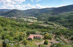 Villa 303 m² in Cortona for 430,000 €