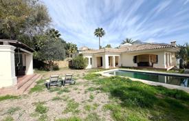 Villa – Marbella, Andalusia, Spain for 2,272,000 €