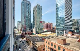 Apartment – Peter Street, Old Toronto, Toronto,  Ontario,   Canada for C$756,000