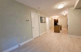Apartment – Blue Jays Way, Old Toronto, Toronto,  Ontario,   Canada for C$863,000