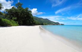 Development land – Mahé, Seychelles for 2,328,000 €