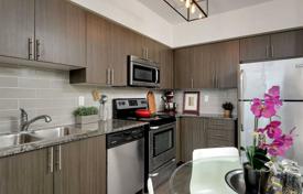 Apartment – Lansdowne Avenue, Old Toronto, Toronto,  Ontario,   Canada for C$776,000