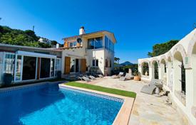 Two-storey villa with a guest house, swimming pool, SPA and sea views in Lloret de Mar, Costa Brava, Spain for 440,000 €