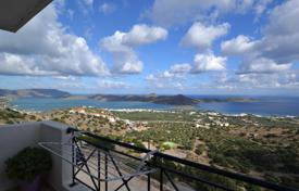 Large building for development with stunning views of Elounda and Mirabello bay for 950,000 €