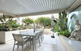 3-bedroom apartment in Port Palm Beach. Price on request