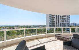Modern apartment with a terrace, Aventura, Florida, USA for $1,000,000