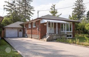 9-bedroom house in Scarborough for C$1,548,000