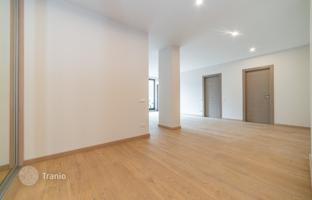 2-room apartment 62 m² in Central District for 224,000 €