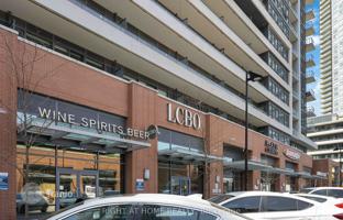 5-bedroom apartment in Lake Shore Boulevard West for C$1,046,000