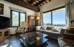 4-bedroom townhouse 345 m² in Girona for 1,150,000 €