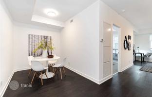 2-bedroom apartment in Scott Street for C$952,000