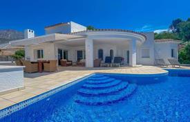 Two-storey villa with a pool and panoramic sea views in Altea, Alicante, Spain for 720,000 €